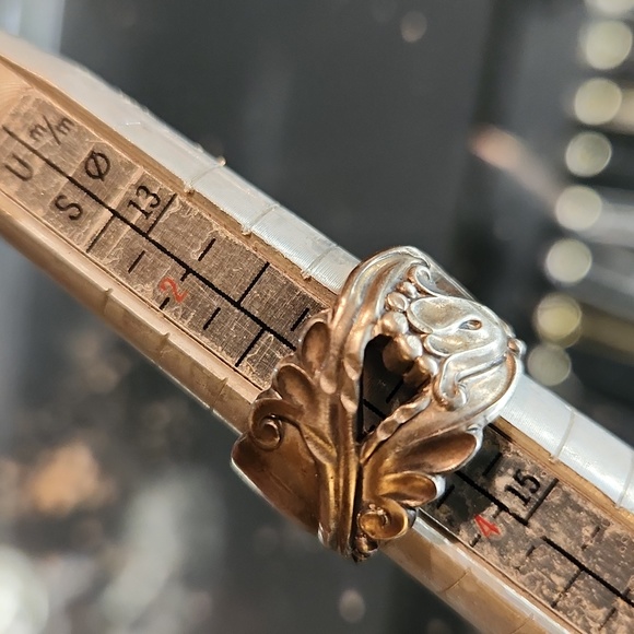 OPENWORK FLORAL Artisan Made Antique Spoon Ring Sz 3.5 - Picture 8 of 8